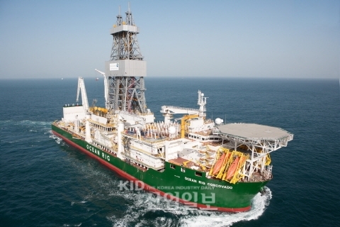 국내 조선업계 불황 지속 속, 막판 수주 주력   