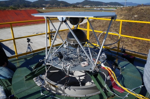 항우연, 달탐사선 지상모델 시험 성공 