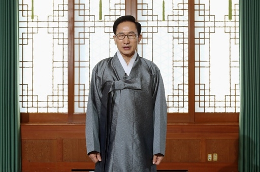 이 대통령 “세계 향해 돛 올리고 힘차게 나갈 때” 