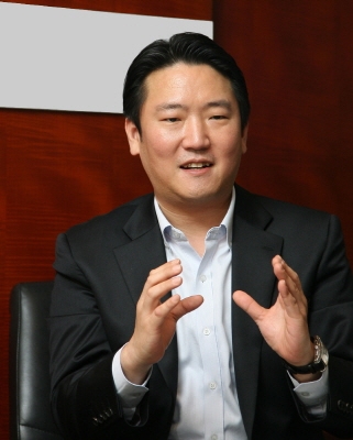 나그라 코리아, 이인구 지사장 선임