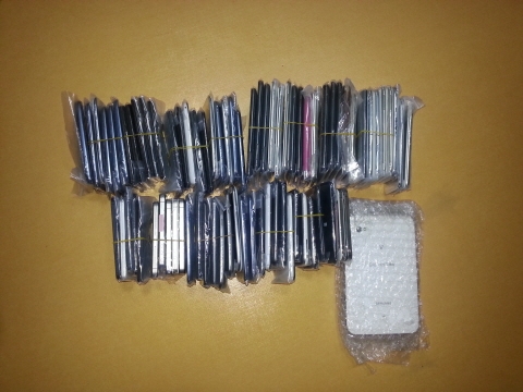 분실 스마트폰 어디갔나 했더니..해외 밀반출 일당 꼬리잡혀 