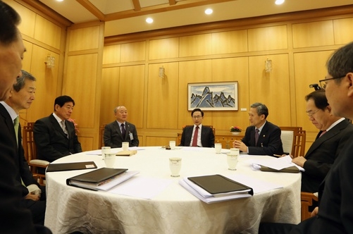 이 대통령 “북 핵실험 대비 강력 대응태세 갖춰야”