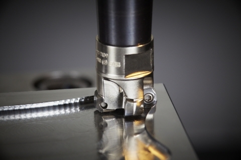 [TECH & INSIDE] 몰드 가공용 공구 선정