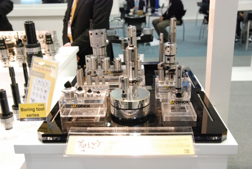 [INTERMOLD KOREA 2013 현장스케치] 다인정공, 높은 정밀도 유압척, 열박음척 출품