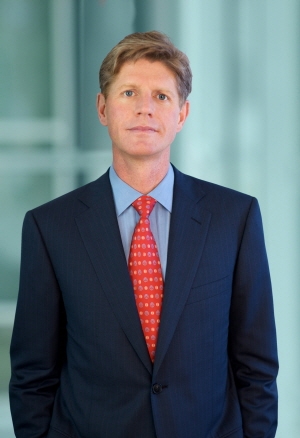 ABB CEO 조 호건 '사임 결정' 정확한 사퇴 날짜 미정