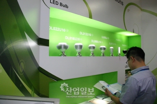 국내외 LED 제조산업 '오늘과 내일'
