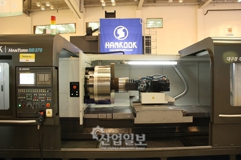 5월 공작기계  내수 및 수출 수주 모두 개선