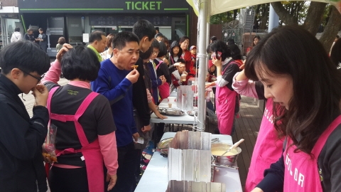 철강협회 STS클럽, 남산서 스테인리스 주방용품 야외시연회
