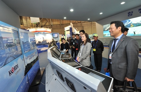 아시아 최대 국제해양방위산업전 부산서 개막