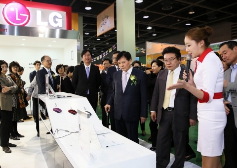 ‘대한민국 보조공학기기 박람회’서 ‘따뜻한 기술’ 선보인 LG전자