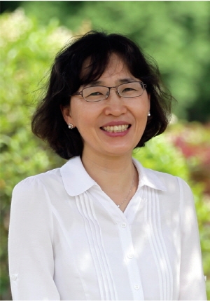 휘어지고 늘어나는 디스플레이 핵심재료 개발