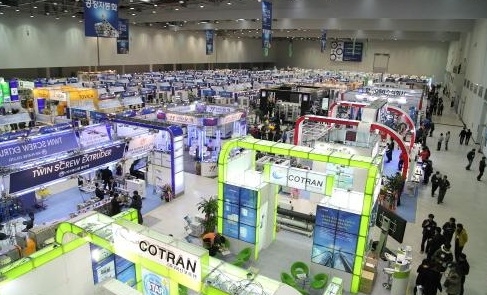 기계·부품·로봇산업 이젠 해외 무대로