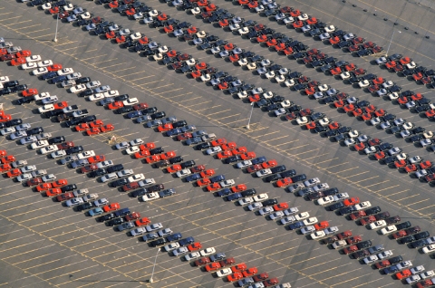 자동차 산업 ‘수출·내수' 소폭 감소
