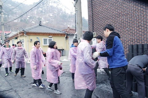 효성인포메이션시스템, 연탄 나눔 봉사활동 전개