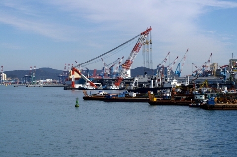 비금속 화학 플라스틱 수출시장‘빨간불’