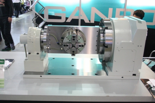 [심토스 2014 현장스케치] 대만 GANRO, CNC 틸팅로타리테이블 강조