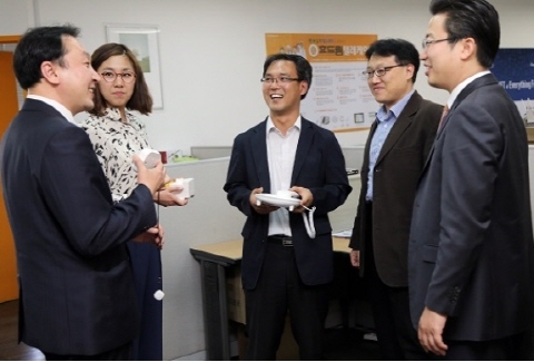 돌봐주고 지켜주는 ‘따뜻한 기술’사물인터넷