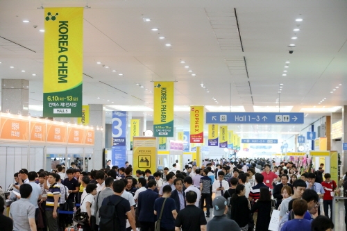 ‘아시아를 넘어 세계로(Beyond Asia to the World)'