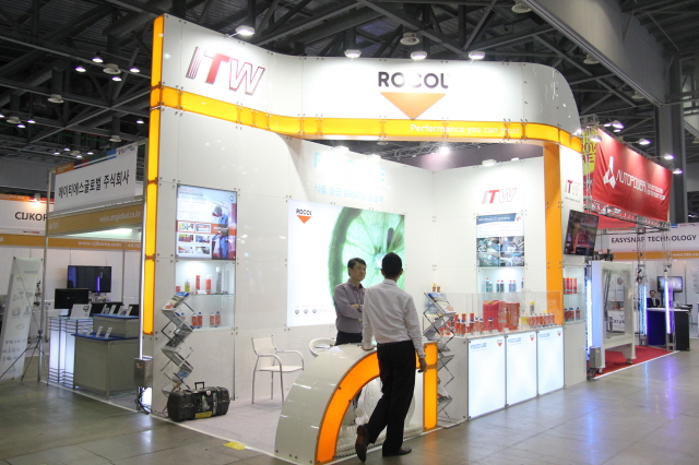 [코리아팩 2014 현장스케치] ITWPPFKOREA, 산업용 고성능 윤활제품 선보여