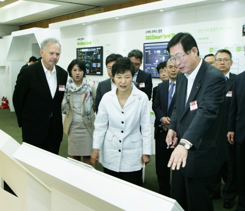 한전, 전기차 V2G 등 스마트그리드 첨단 기술 시연