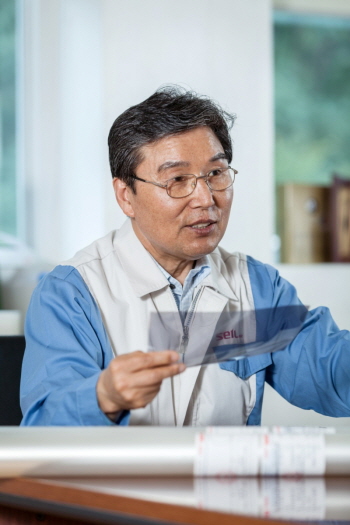 [PEOPLE Ⅰ] 국가 점착 산업 발전 이끈 1세대 개척자