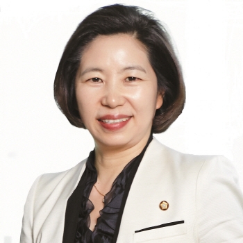 '발명 특성화고에 발명교사가 없다?'