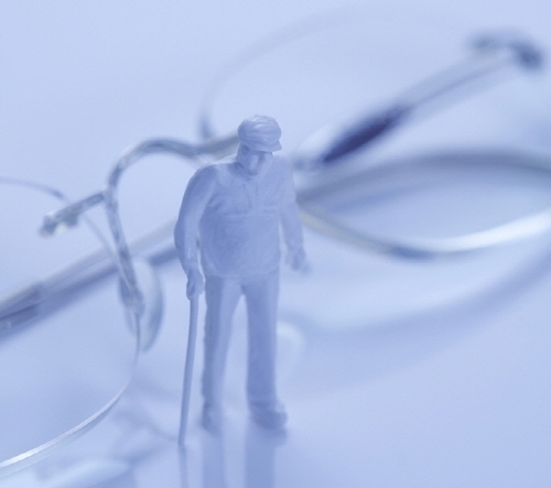 中 106조위안 실버마켓 시장 잡아라