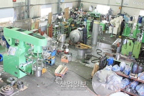 [World Best] 유니텍(주), 화학기계분야의 글로벌 브랜드를 꿈꾸다