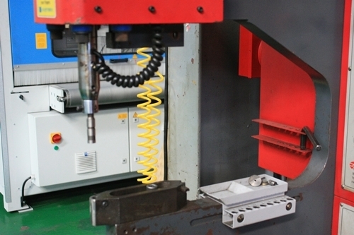 [1월 기계장터] 지게차, 공구, 분쇄기 등 검색어 순위권에 등장