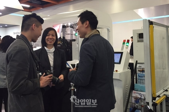 [TIMTOS 2015] YLM, 금속파이프 벤딩의 절대 강자