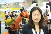 [INTERMOLD KOREA 2015]KUKA, 복합정밀로봇 자동화 공정 시연