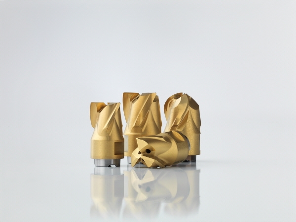 [Tech Trends] 교체형 밀링 시스템에 플루트형 헤드 추가