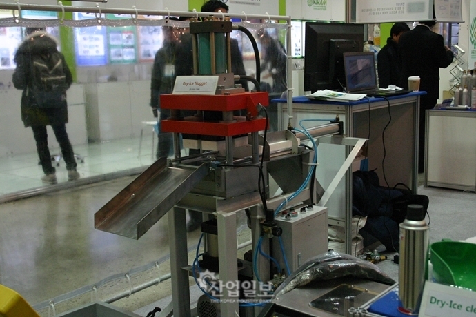 [MACHINE] 올해 산업용 기계 시장, 핵심원천기술개발에 전력투구