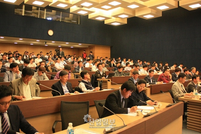 스마트공장 보급, 대기업 2·3차 협력업체 위주