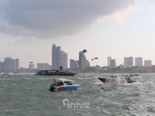 산업다아라가 내게 선물한 파타야 “너 참 멋있다”