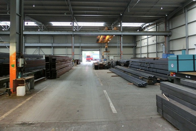 얼어붙은 건설경기, 철강 수입도 감소