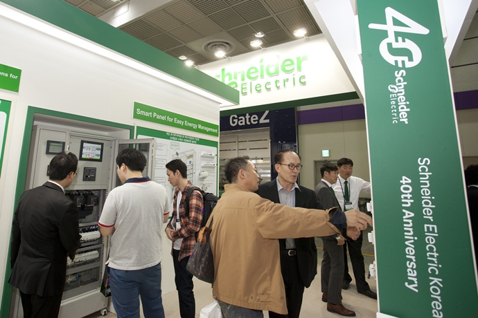 슈나이더 일렉트릭, 통신기능 추가로 제어 강화