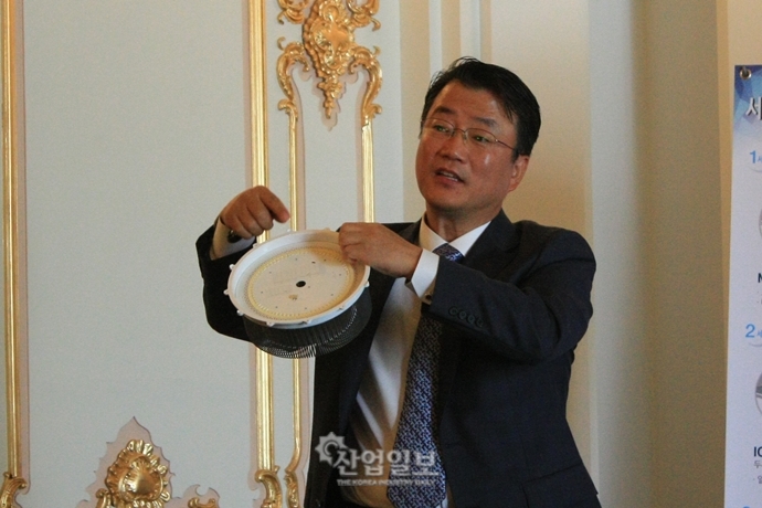 LED 공장등 가격 결정권 보유한다