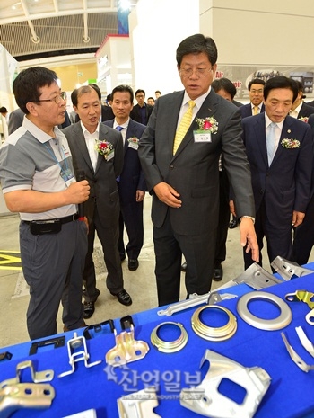 글로벌 자동차 업계 큰 손들, 한국 찾은 이유?