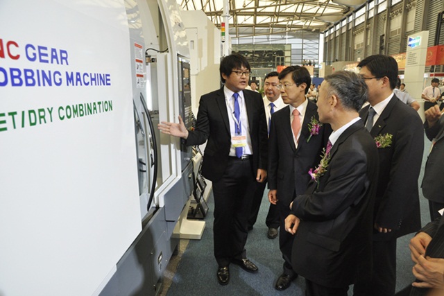 [Industry Ⅰ]글로벌 기업들의 각축전 ‘상하이 국제 공작기계전’