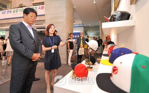 제품과 작품의 만남, ‘믹스매치展’