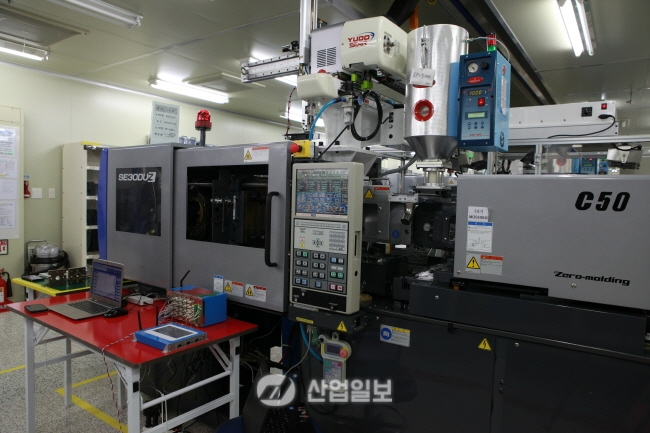 ICT기술 이용한 지능형 사출성형 시스템