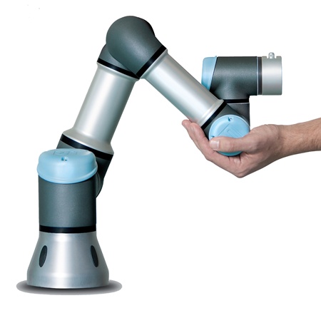 UR·제팩, 산업용 로봇 보편화 위해 협력 강화