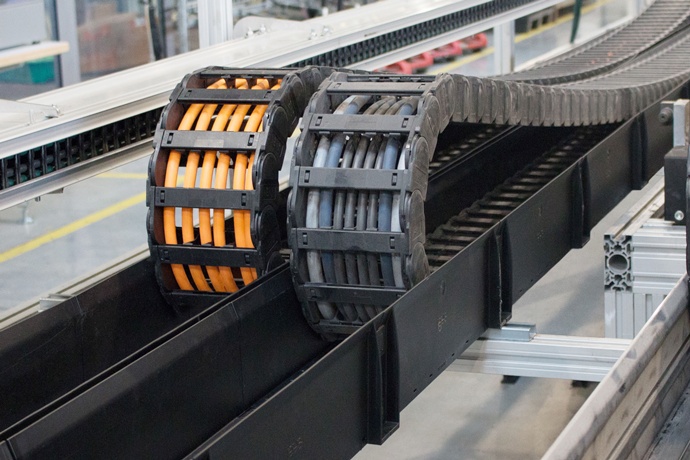 이구스, ‘가이드라이트 플러스’로 설치비용 절감