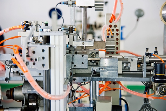 올해 공작기계, ‘터널 속 출구 찾았나’