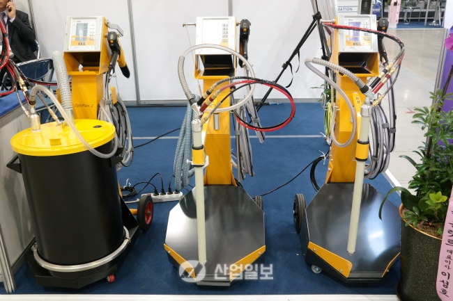 [KOMAF 2015] 파우텍이엔지(주), 도장의 선진화를 이룩하다