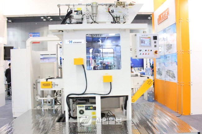 [KOMAF 2015] ㈜와이티에스, 독창적 기술로 독보적 자리 노린다