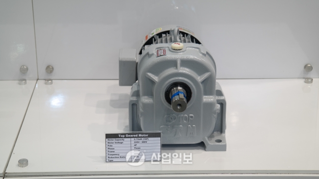 [KOMAF 2015] 에스티엠, 높은 가성비의 기어드 모터 소개