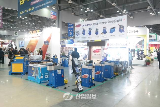 [KOMAF 2015] (주)씨엠엘코리아, 아시아 파이프 벤딩기의 선두주자