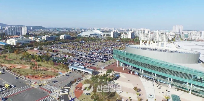 [Exhibition Review]드론으로 본 2015 한국기계전 ‘위, 아래’